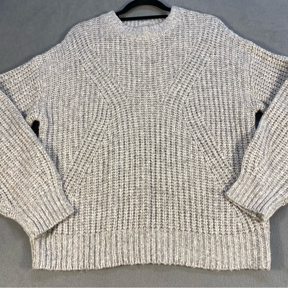 A New Day women’s Cozy Gray Long Sleeves Knit Sweater, size L